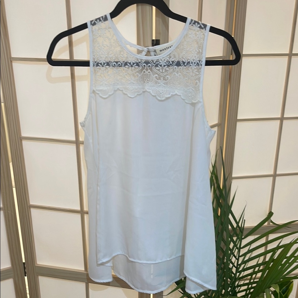 Monteau Los Angeles White Sleeveless Tank Top with Lace Detail